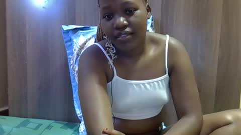 Adiliah online show from 11/25/25, 07:08