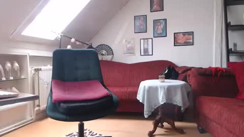 Gina online show from 02/12/25, 09:20