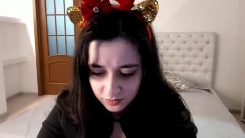 Snapshot of ginablum chatting on 12/30/24, 10:32 Kate online show from 12/30/24, 10:32