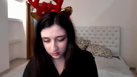Snapshot of ginablum chatting on 01/08/25, 12:37 Kate online show from 01/08/25, 12:37
