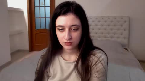 Snapshot of ginablum chatting on 01/21/25, 12:50 Kate online show from 01/21/25, 12:50