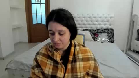 Snapshot of ginablum chatting on 10/23/25, 09:19 Kate online show from 10/23/25, 09:19