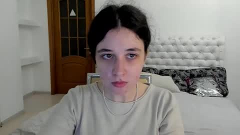 Kate online show from 11/10/25, 08:24