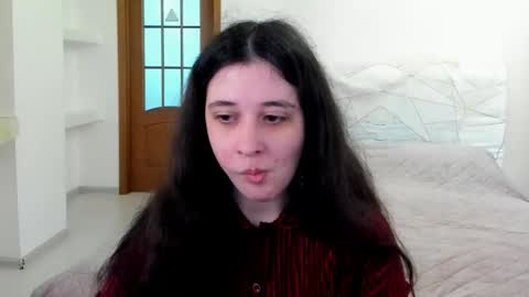 Snapshot of ginablum chatting on 03/25/26, 09:04 Kate online show from 03/25/26, 09:04