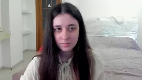 Snapshot of ginablum chatting on 04/25/26, 08:50 Kate online show from 04/25/26, 08:50