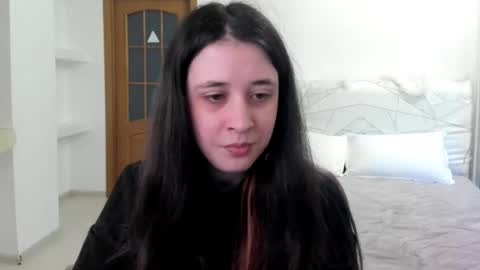 Snapshot of ginablum chatting on 05/05/26, 08:55 Kate online show from 05/05/26, 08:55