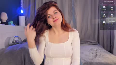 Snapshot of ginavontease chatting on 01/13/25, 11:41 Gina online show from 01/13/25, 11:41