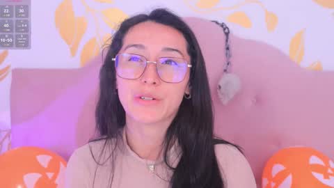 Snapshot of ginevra_esposito chatting on 10/18/25, 01:12 Ginn online show from 10/18/25, 01:12