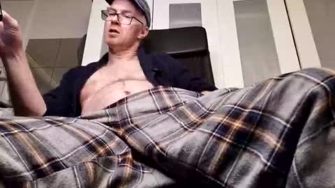 Snapshot of gingecream chatting on 02/22/26, 12:34 gingecream online show from 02/22/26, 12:34