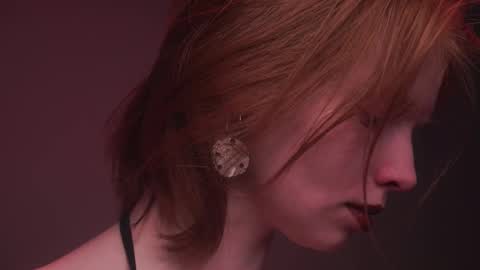        im expecting 350 thumbs up on my altar   online show from 09/25/25, 10:13