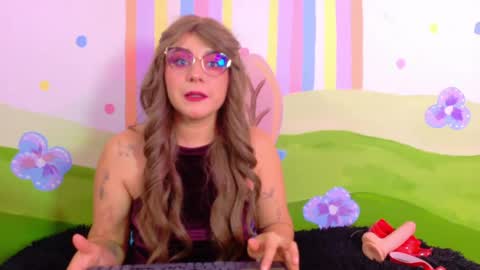 Ginger online show from 04/25/26, 03:42