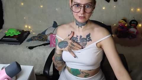 Ginger online show from 12/18/25, 09:32