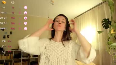 Snapshot of gingerbread__house chatting on 06/24/26, 06:29 Vasilisa online show from 06/24/26, 06:29