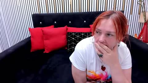 gingergreeneyes online show from 11/18/25, 12:53