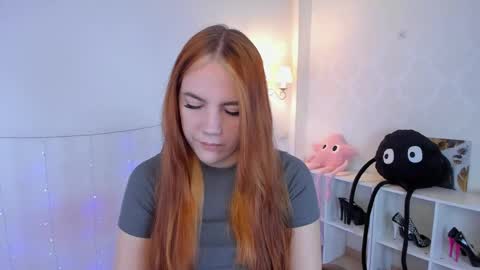 gingerr_pie online show from 09/30/25, 06:35