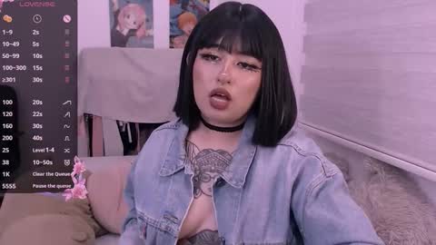 Snapshot of ginmeowuwu chatting on 11/20/25, 12:44 ginmeowuwu online show from 11/20/25, 12:44