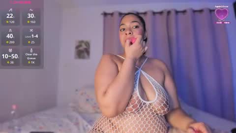 Snapshot of ginnapalmer1 chatting on 07/14/26, 02:16 Ginna Palmer online show from 07/14/26, 02:16
