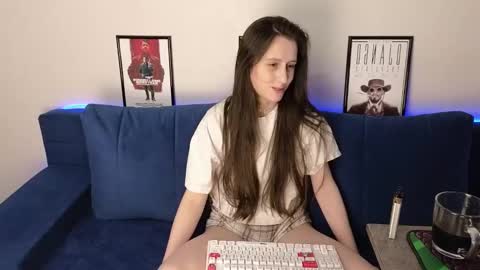 Ginnyg  online show from 01/22/25, 05:59