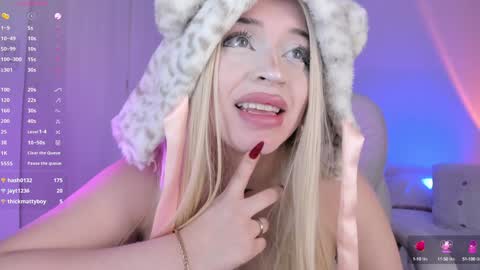 Snapshot of ginnywett chatting on 01/09/25, 07:50 Kendall online show from 01/09/25, 07:50