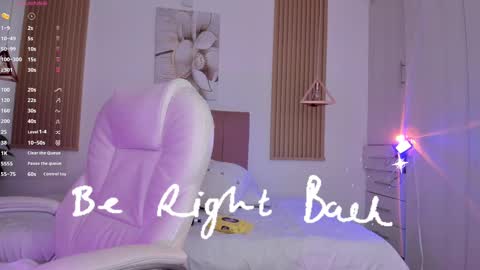 Snapshot of ginnywett chatting on 02/13/25, 05:11 Kendall online show from 02/13/25, 05:11