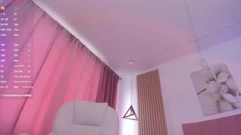 Snapshot of ginnywett chatting on 02/20/25, 05:18 Kendall online show from 02/20/25, 05:18