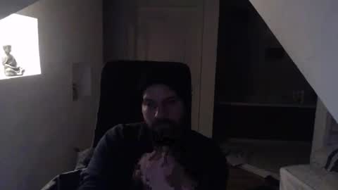 Snapshot of gintonik89 chatting on 02/11/25, 10:50 gintonik89 online show from 02/11/25, 10:50