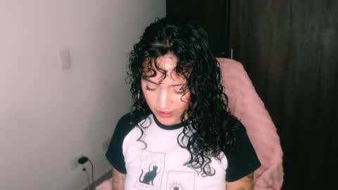 giny_bean online show from 05/02/26, 03:33