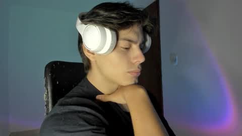 GioRusso online show from 10/24/25, 04:20