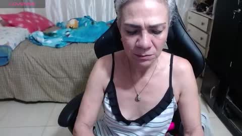 Snapshot of giorgia_xue53 chatting on 02/27/26, 03:06 Mary online show from 02/27/26, 03:06