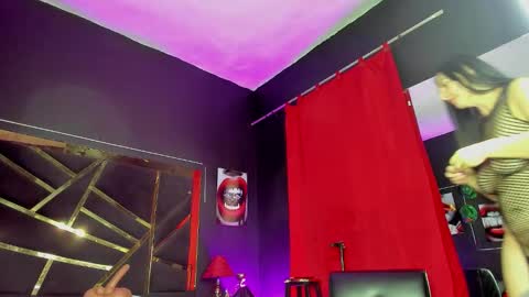 GiorginaSimons online show from 09/18/25, 01:02