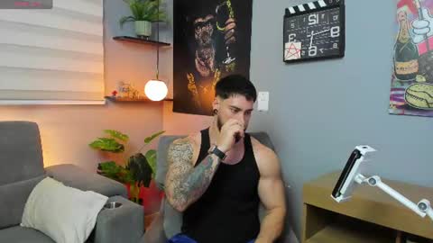 Giorgio leone online show from 06/12/26, 11:14