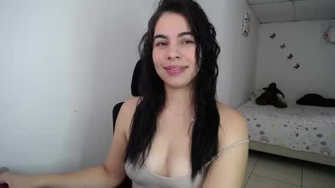 GIO RIVERA online show from 11/10/25, 03:22