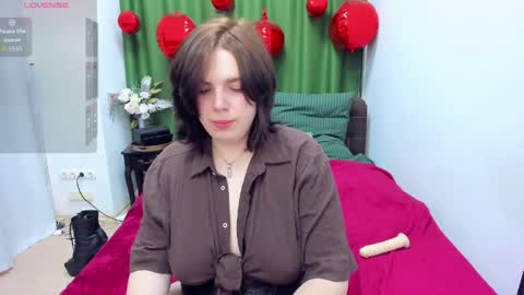 Giovana online show from 04/12/26, 06:51