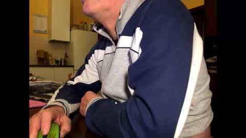 Snapshot of giovanni_1964 chatting on 01/18/26, 04:49 giovanni_1964 online show from 01/18/26, 04:49