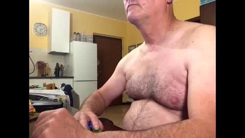 giovanni_1964 online show from 05/11/26, 03:12
