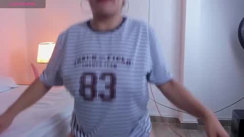 G I S E P L A online show from 01/29/25, 07:43