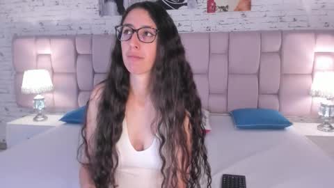 GirafMusic online show from 11/19/25, 01:11