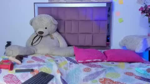 Snapshot of giralisis24 chatting on 12/17/24, 09:16 giralisis24 online show from 12/17/24, 09:16