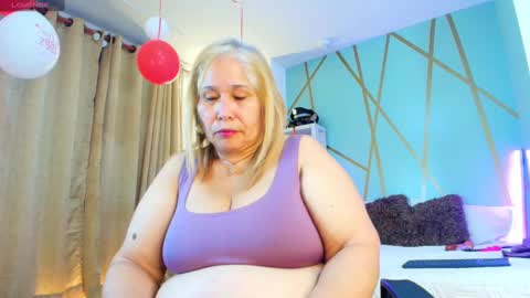 Girl Amada online show from 09/24/25, 09:18