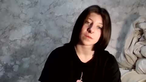 Snapshot of girl_cute007 chatting on 03/16/26, 09:52 girl_cute007 online show from 03/16/26, 09:52