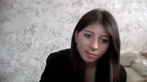 girl_cute007 online show from 04/13/26, 02:55