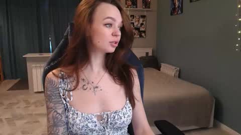 Snapshot of girl_happiness chatting on 03/22/26, 08:40 Secret online show from 03/22/26, 08:40