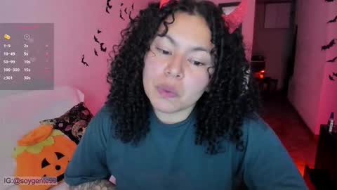 girl_inline online show from 10/29/25, 11:50