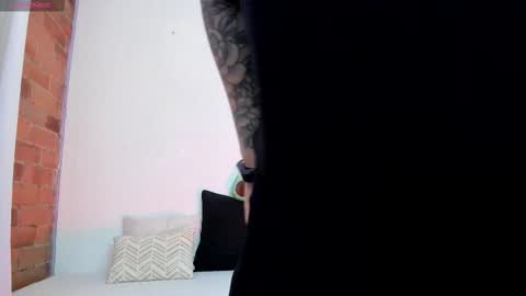 girl_inline online show from 03/12/26, 12:17