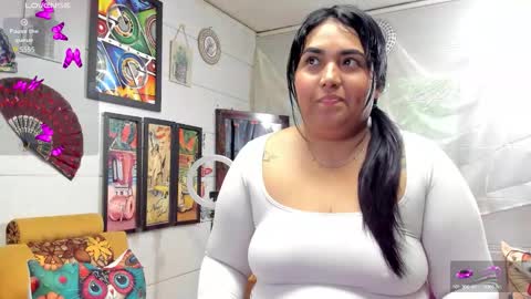 girl_luna_ online show from 09/24/25, 07:50