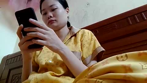 Babe online show from 10/17/25, 02:08