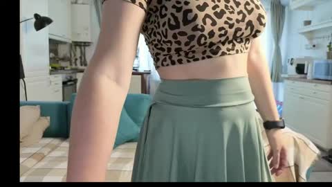 Girlfriend online show from 10/14/25, 01:45