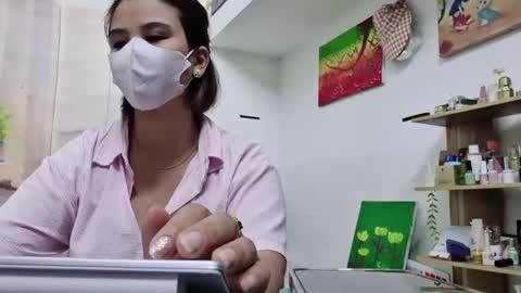 Snapshot of girlhanoi chatting on 10/01/25, 08:53 girlhanoi online show from 10/01/25, 08:53