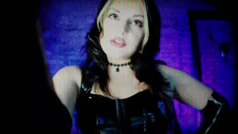 Snapshot of girlnamedcheese chatting on 02/03/25, 11:05 Cheese online show from 02/03/25, 11:05