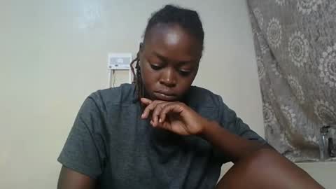 Snapshot of girlnextdoor60 chatting on 06/04/26, 03:34 Sexy online show from 06/04/26, 03:34